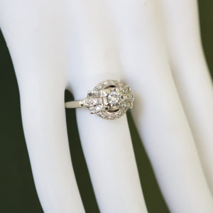 VINTAGE DIAMOND RING